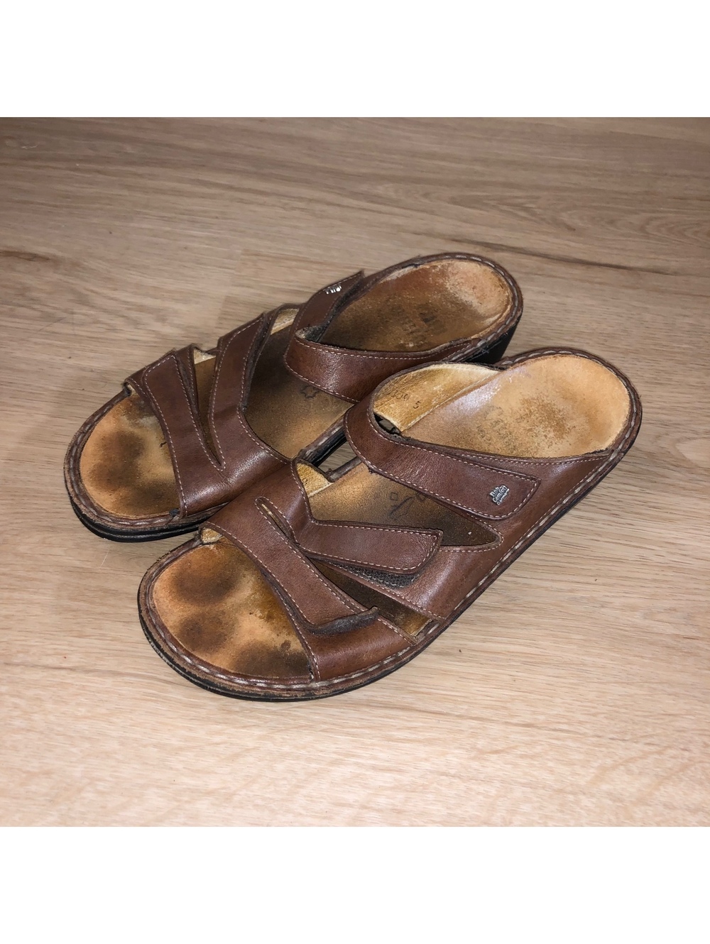 FITT COMFORT GERMANY BROWN LEATHER STRAP SANDALS WEDGE SLIDES WOMENS 38 US 7.5